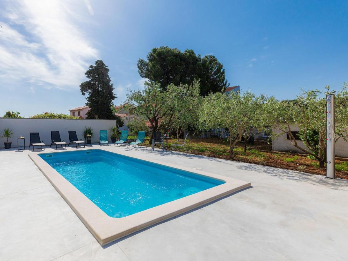 Laura By Interhome Apartma